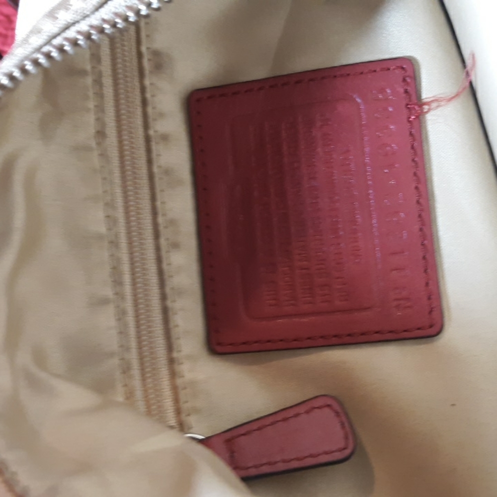 Purse - Picture 2 of 4